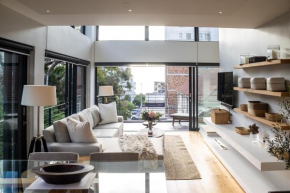 Apartment In Sea Point- With Inverter